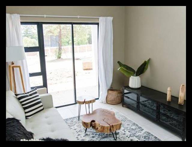 3 BEDROOM APARTMENT FOR SALE IN GLEN AUSTIN